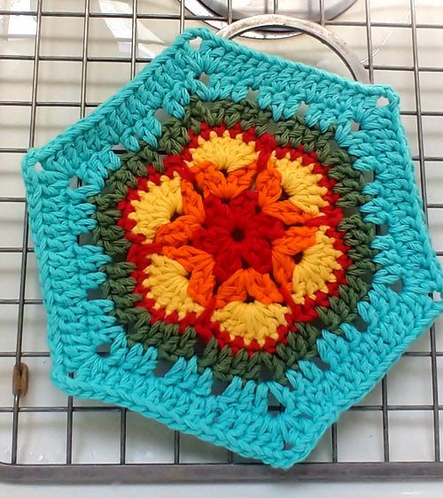 Image of an African Flower granny square dishcloth